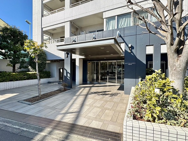 サンクタスガーデン砧　アプローチ