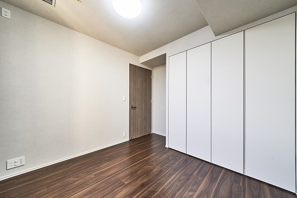 ティアロレジデンス_洋室の写真