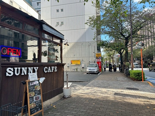 SUNNY CAFE
