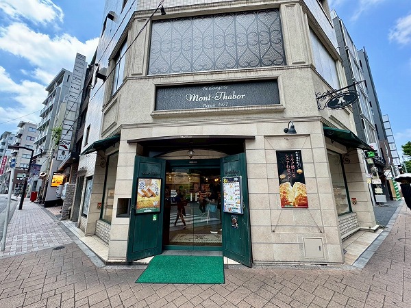 麻布十番商店街 パン屋