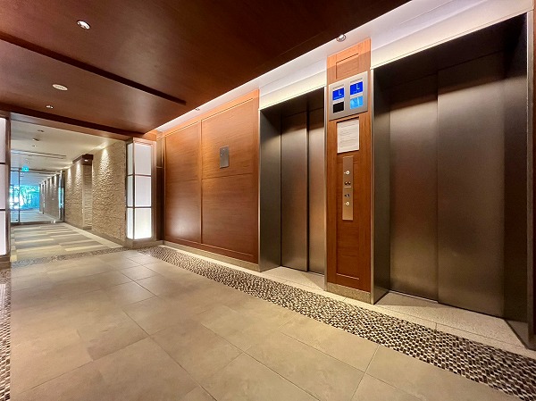 ブランズ渋谷常盤松　エレベーターホール