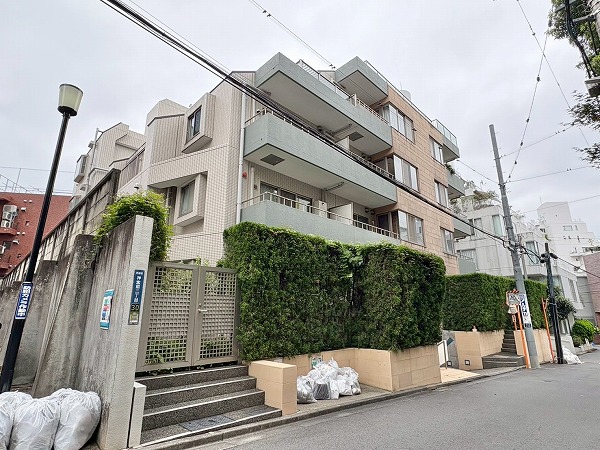東急ドエルアルス神宮前　外観