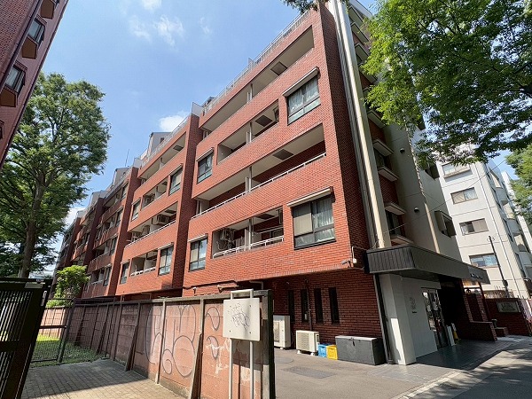 ライオンズマンション上北沢　外観