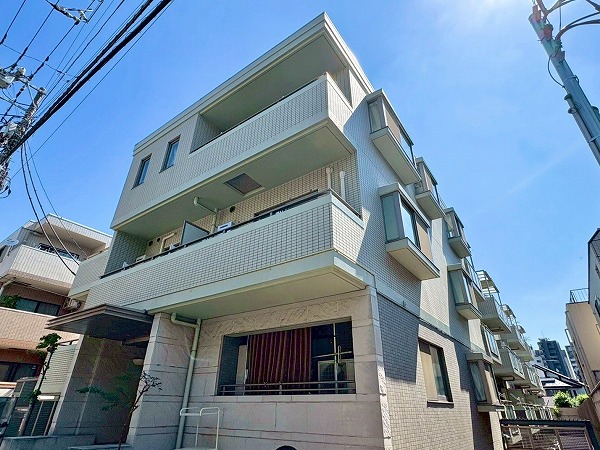 アビテ四谷大京町　外観