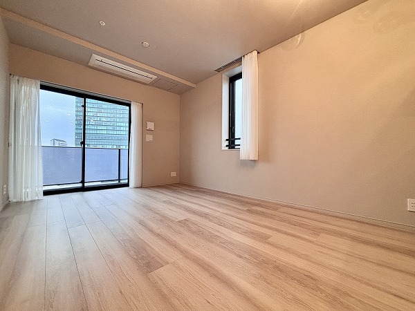 アトラス青山レジデンシャル_二面採光のLDK