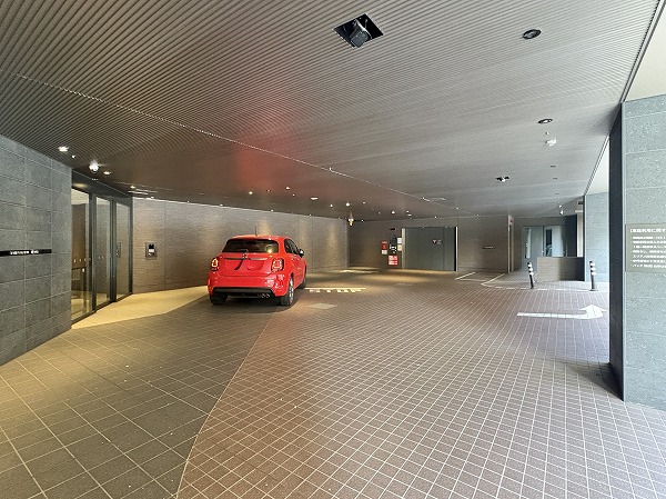 常盤松ハウス_駐車場の写真