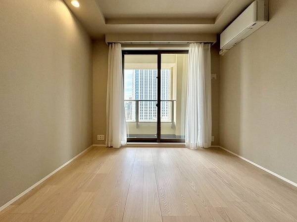 パークコート虎ノ門愛宕タワー_日当たり良好な洋室の写真