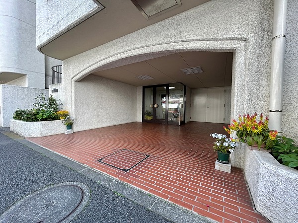 ニューハイム田町　アプローチ