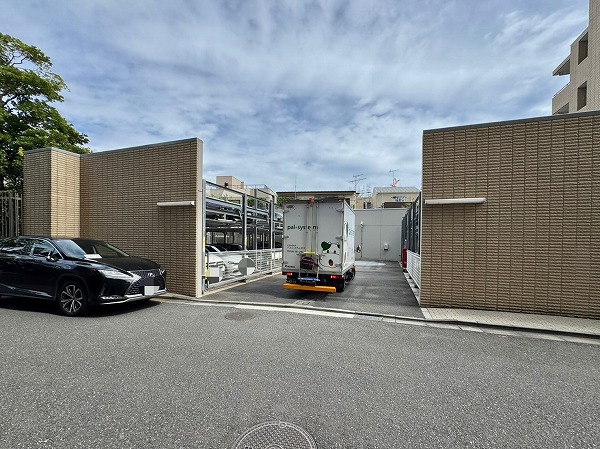 ザ・ライオンズ上野の森　駐車場