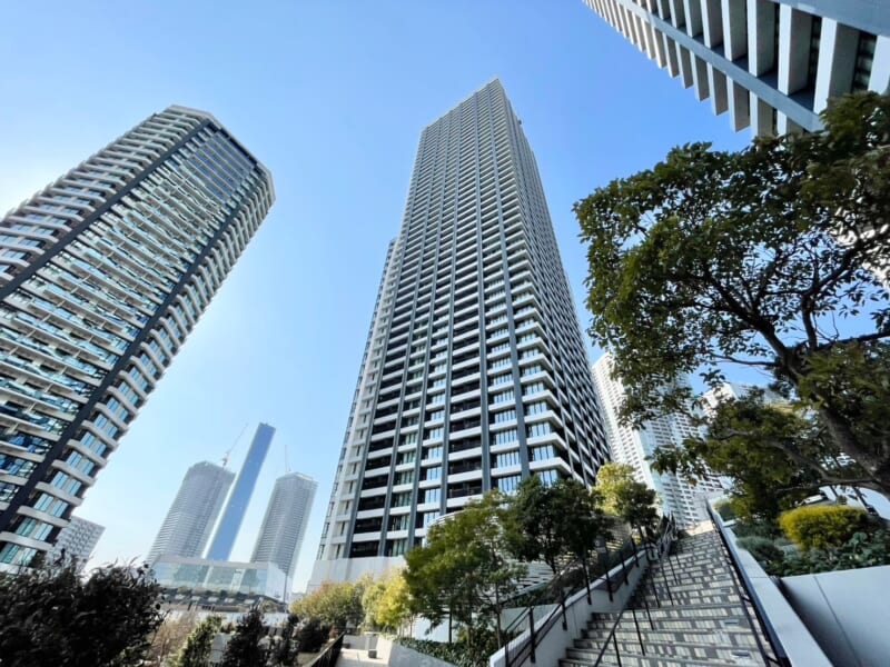 DEUX TOURS（ドゥ・トゥール）