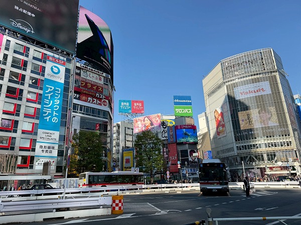 渋谷駅前