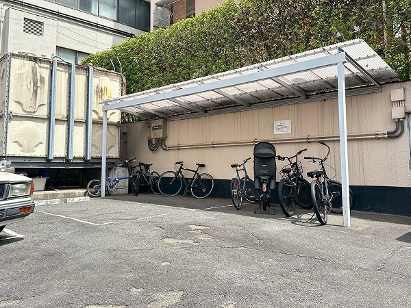 中目黒フラワーマンション　駐輪場
