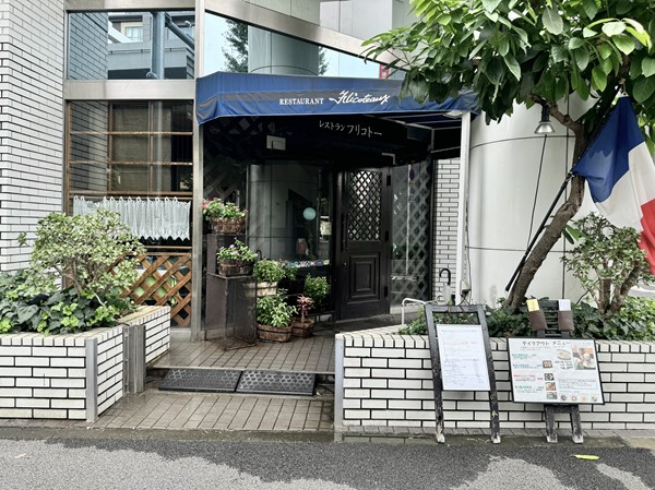 マンション近くの飲食店