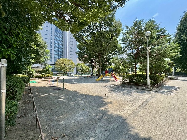 文京区立礫川公園