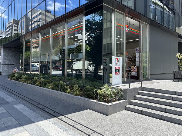 セブン-イレブン 九段南４丁目店