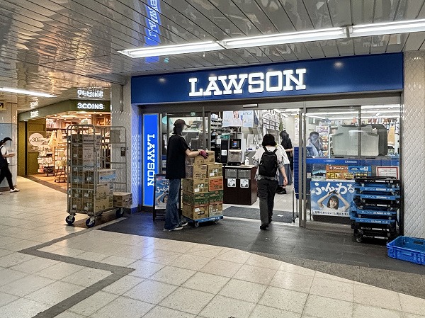 駅内コンビニ・雑貨店