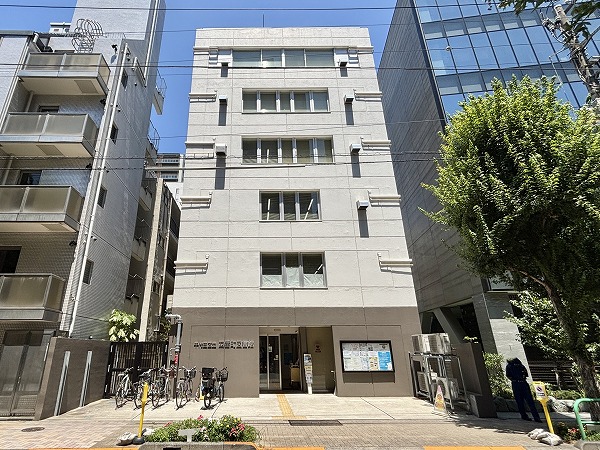 千代田区立四番町図書館