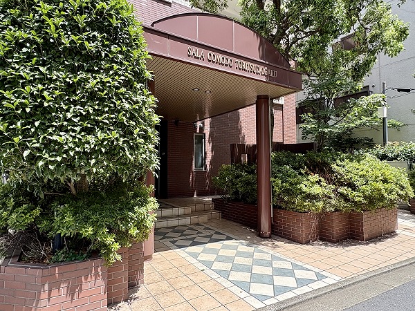 サーラ・コモド都立大学　アプローチ