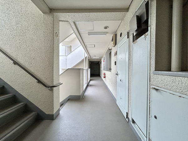 桜新町ヒミコマンション　外廊下