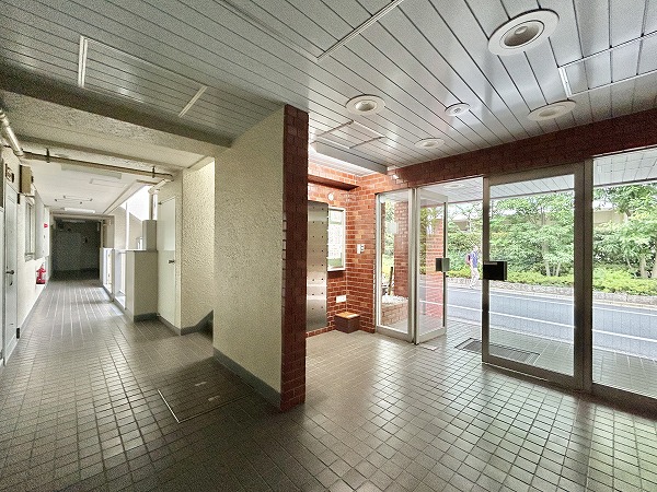 桜新町ヒミコマンション　エントランス