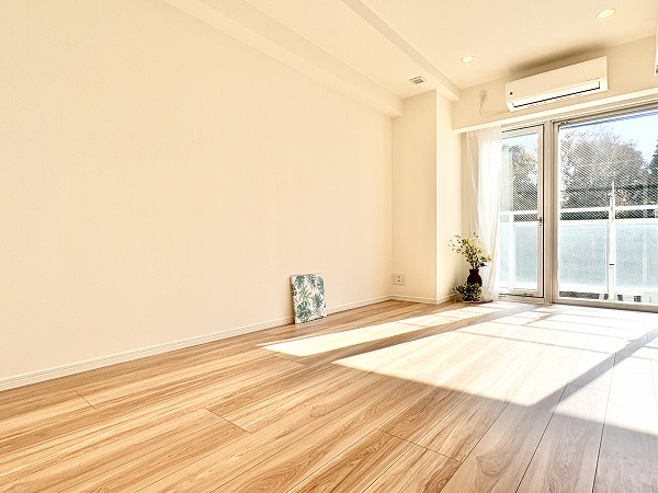 D’クラディアイヴァン代々木参宮橋_ホッと一息つけそうなメインルームの写真