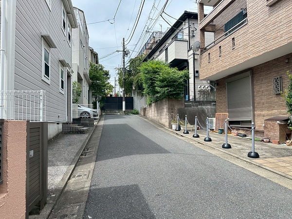 マンション近く
