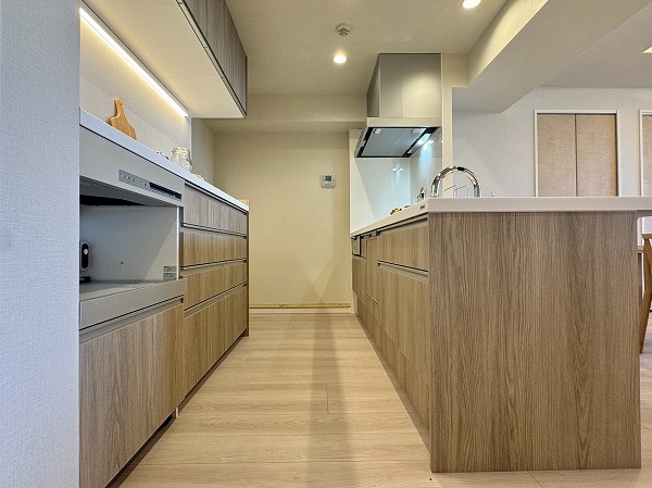 晴海アイランドトリトンスクエアビュータワー_キッチンの写真3