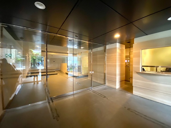 グランツオーベル目白近衛町　エントランス