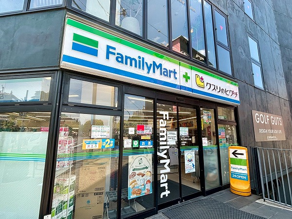 ファミリーマート