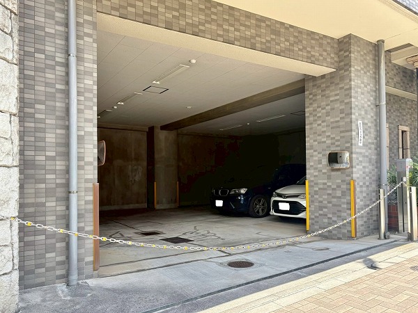 キャニオングランデ代々木公園　駐車場