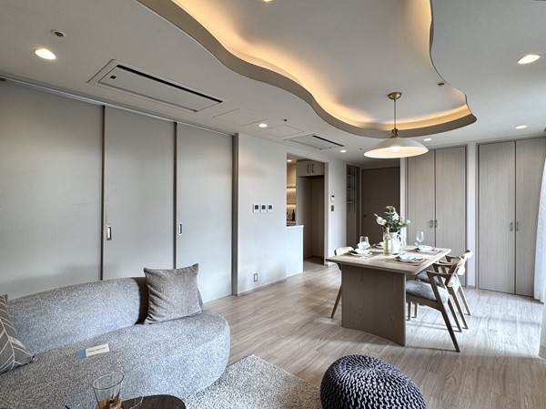 六本木ヒルズレジデンス_お洒落なメインルームの写真