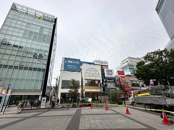 自由が丘駅前