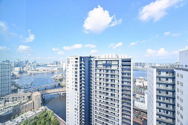 ワールドシティタワーズキャピタルタワー_バルコニーからの眺望の写真