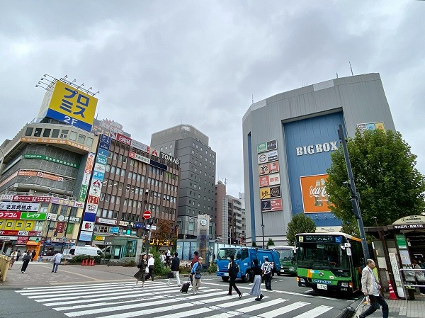 駅前