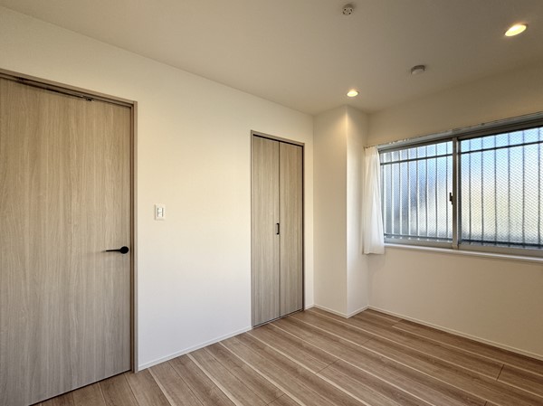 エクセレント等々力_クローゼットがある洋室の写真