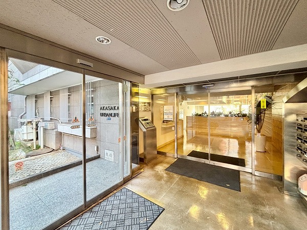 赤坂アーバンライフ エントランス