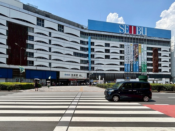 池袋駅
