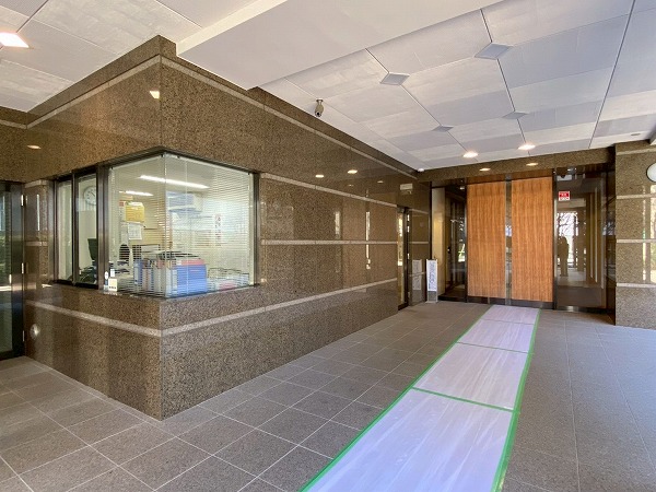 ローレルコート三番町　エントランス