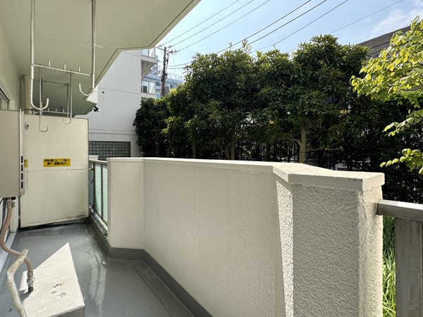 ニューライフ大森_明るいバルコニーの写真