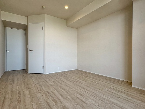 西戸山タワーホウムズセントラルタワー_約7.0帖の洋室の写真