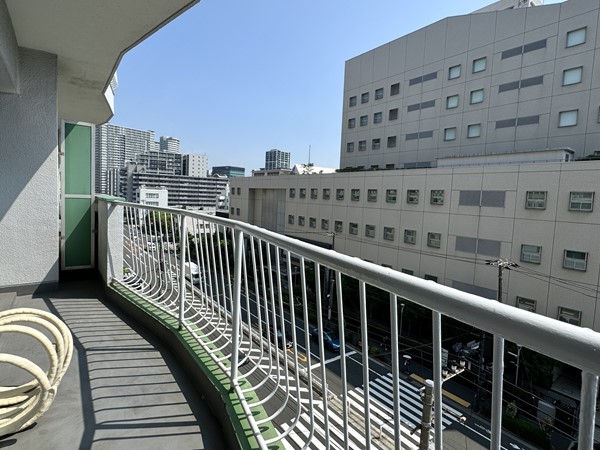 クレールメゾン品川_爽やかなバルコニーの写真