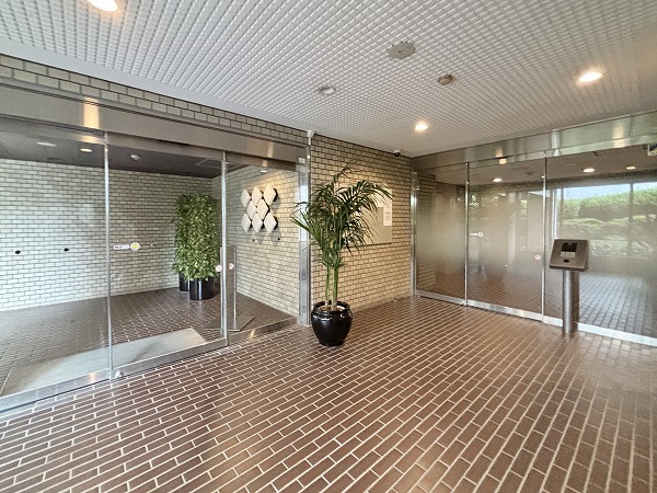 南青山パークマンション エントランス