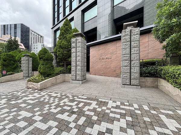 ラ・トゥール千代田　マンションアプローチ