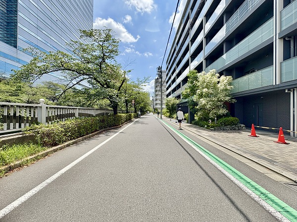 ピアース白金台三丁目　エントランス周辺