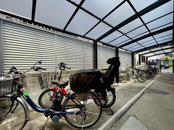 世田谷三宿サンハイツ　駐輪場