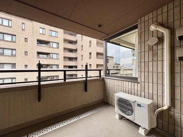 アトラス池尻レジデンス_東向きバルコニーの写真