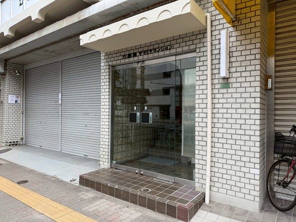 六義園サマリヤマンション　アプローチ