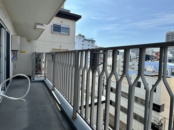 ニューハイツ大森_ゆったりとしたバルコニーの写真