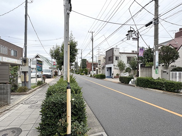 成城六間通り