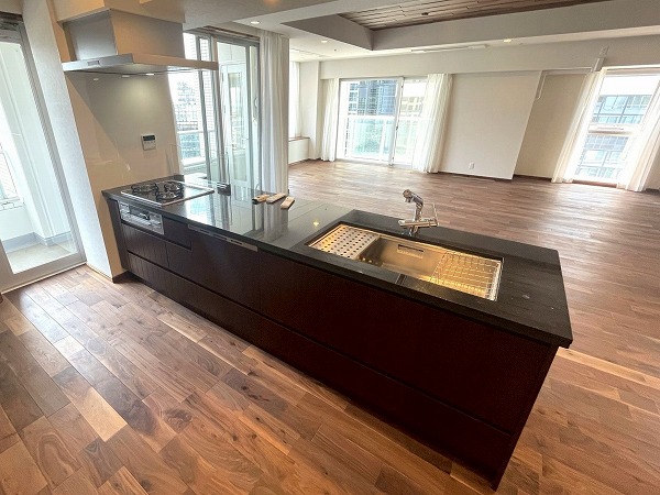 アトラスタワー西新宿_使いやすそうなキッチンの写真